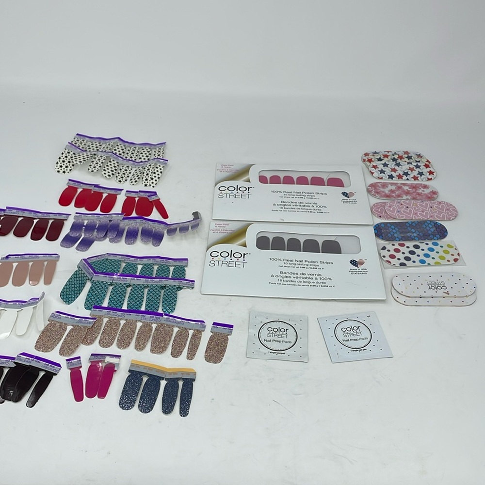 Bundle of Color Street Nail Polish Strips